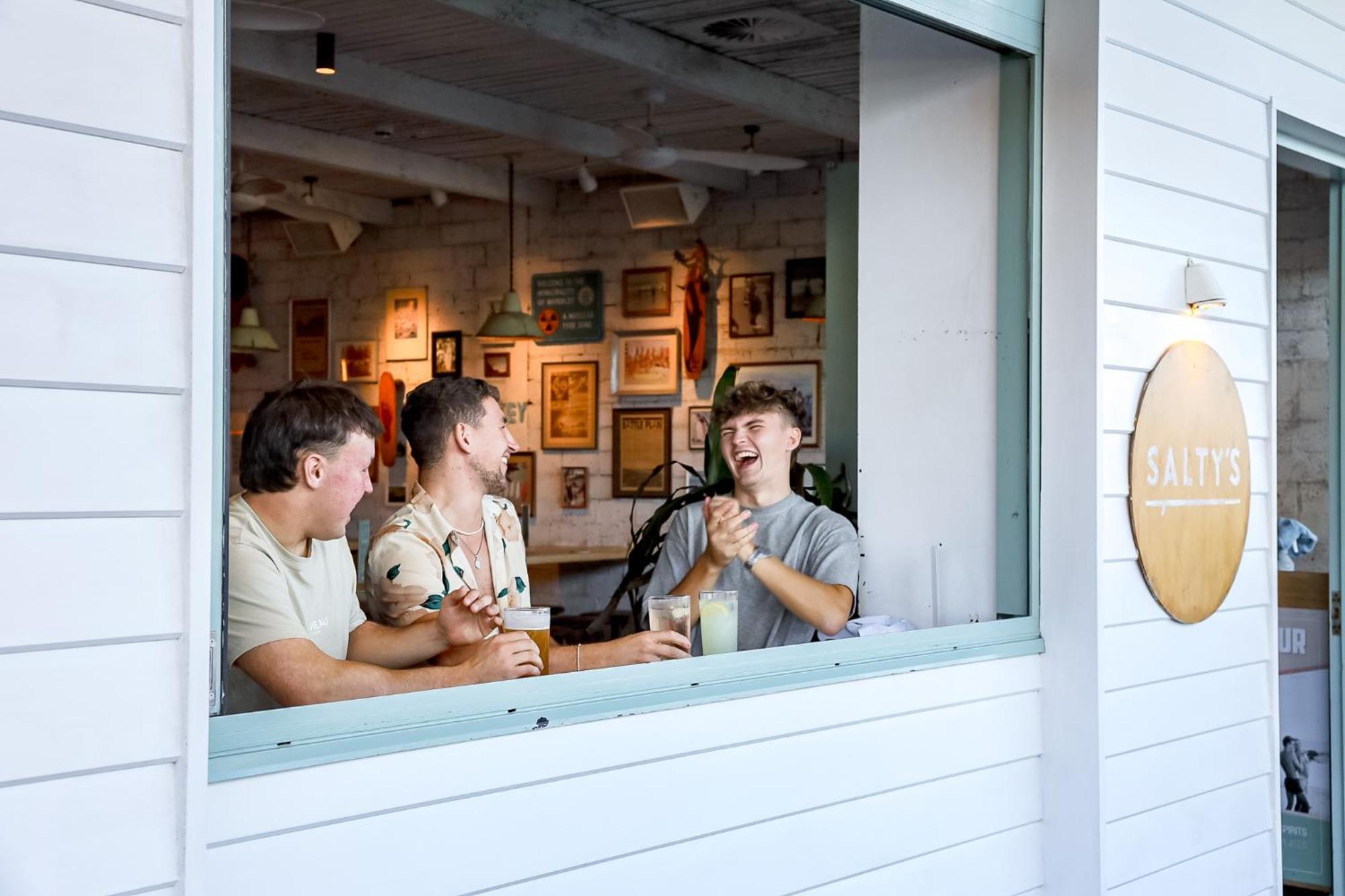 เวค อัพ! บอนดี บีช Hostel ซิดนีย์ ภายนอก รูปภาพ