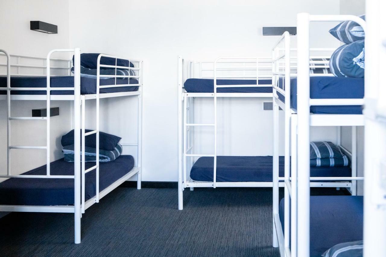 เวค อัพ! บอนดี บีช Hostel ซิดนีย์ ภายนอก รูปภาพ