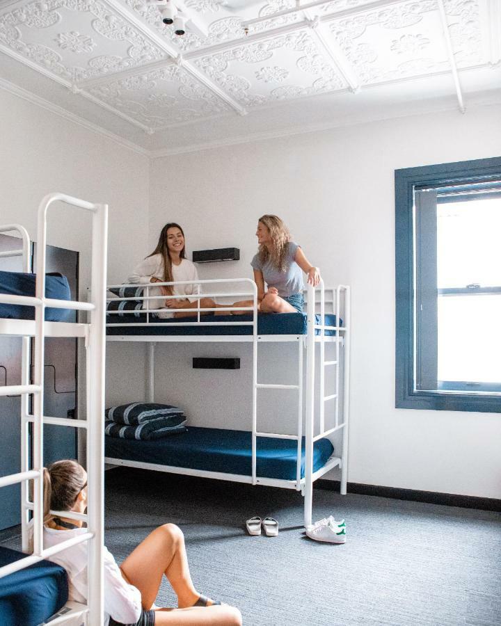 เวค อัพ! บอนดี บีช Hostel ซิดนีย์ ภายนอก รูปภาพ